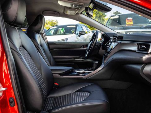Certified 2020 Toyota Camry SE w/ Convenience Package FWD image 19