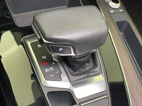 Certified 2023 Audi Q5 2.0T Premium w/ Convenience Package AWD/4WD image 33