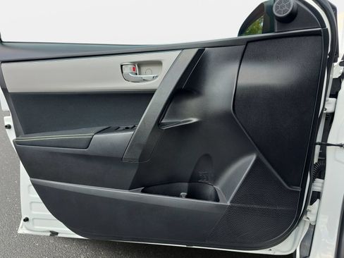 Used 2018 Toyota Corolla LE FWD image 26