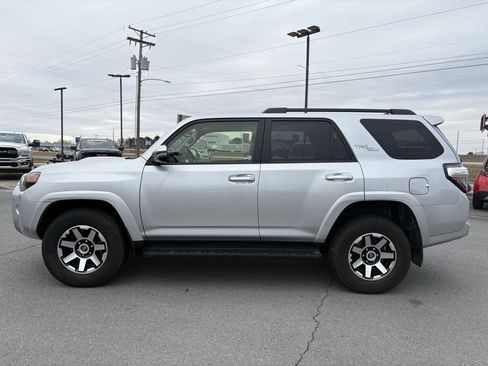 Used 2024 Toyota 4Runner TRD Off-Road Premium image 4