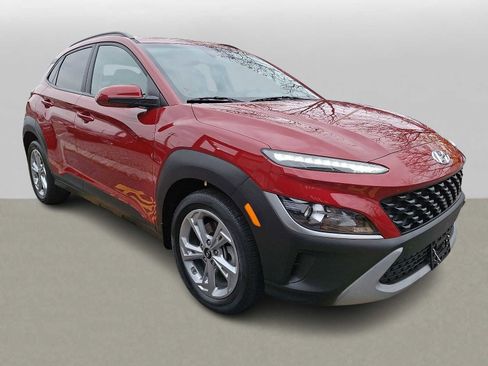 Used 2022 Hyundai Kona SEL w/ Cargo Package image 3