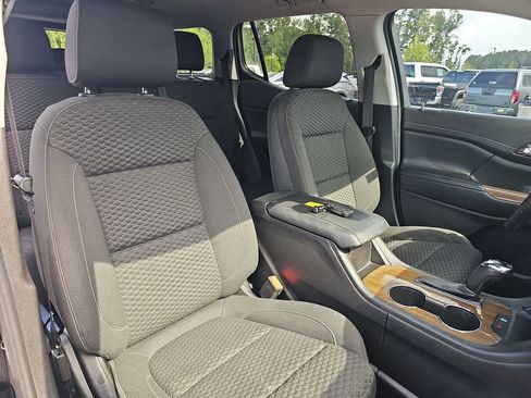 Used 2019 GMC Acadia SLE w/ LPO, Floor Liner Package FWD image 14