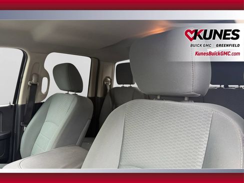 Used 2014 RAM 1500 Express AWD/4WD image 14