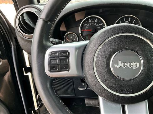 Used 2016 Jeep Wrangler Unlimited Sport image 15