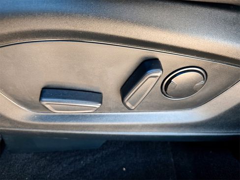 Used 2023 Ford Explorer ST-Line w/ Class IV Trailer Tow Package image 26