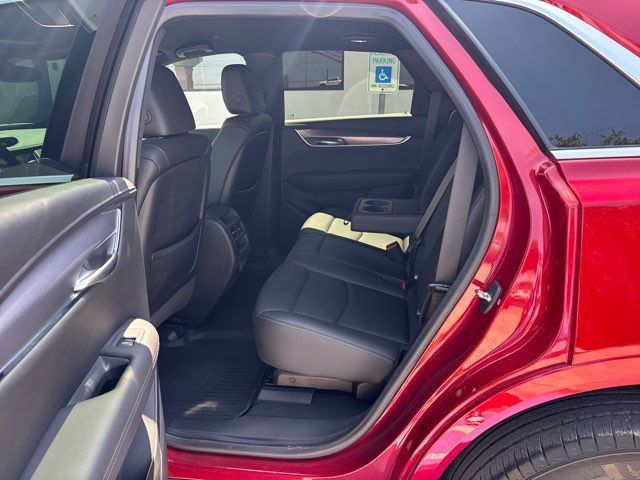 Used 2023 Cadillac XT5 Luxury w/ LPO, Floor Liner Package FWD image 24