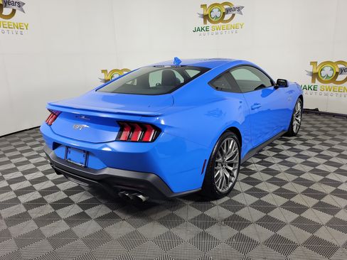 Used 2025 Ford Mustang GT Premium RWD image 7