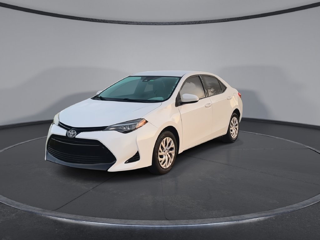 Used 2018 Toyota Corolla LE FWD image 4