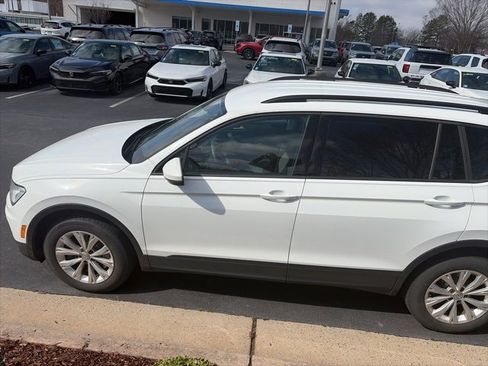 Used 2018 Volkswagen Tiguan S image 1