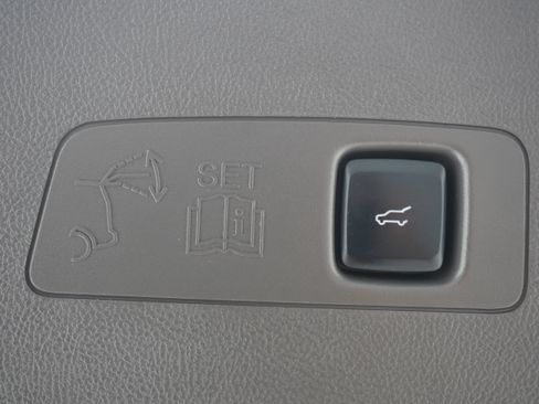 Used 2021 Lincoln Corsair Reserve FWD image 30