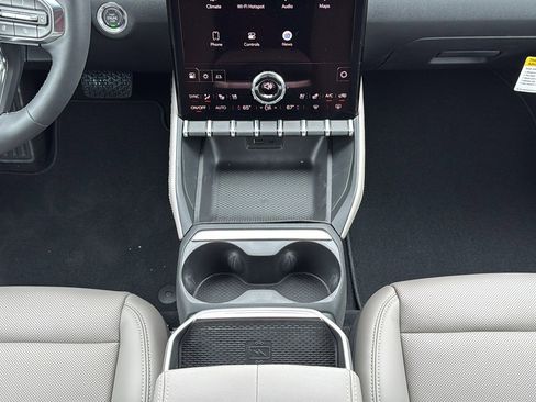 New 2026 GMC Terrain Elevation w/ Elevation Premium Package AWD/4WD image 24