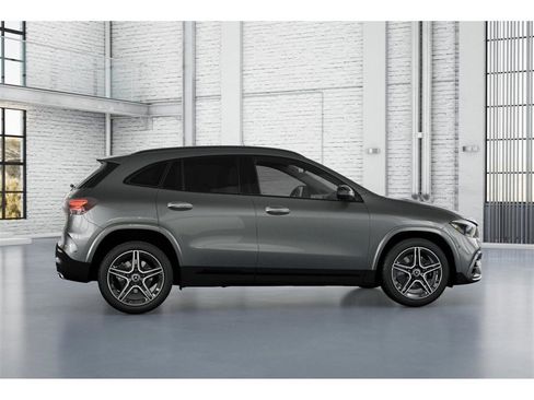 New 2026 Mercedes-Benz GLA 250 4MATIC image 17