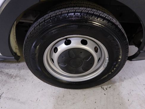 Used 2016 Ford Transit 350 XL image 42