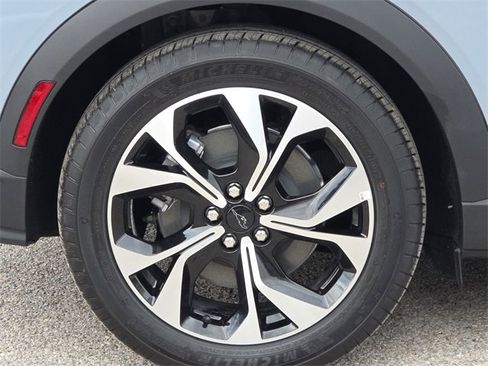 Used 2025 Ford Mustang Mach-E Select image 9