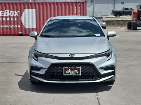 Certified 2026 Toyota Corolla SE FWD image 9