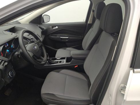 Used 2017 Ford Escape SE FWD image 17
