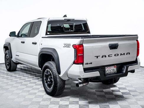 Used 2024 Toyota Tacoma TRD Off-Road w/ TRD Off Road Premium Package AWD/4WD image 2