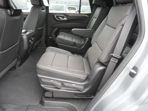 Used 2024 Chevrolet Tahoe High Country image 12