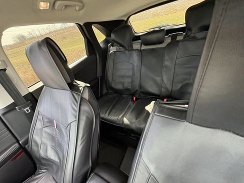 Used 2022 Ford Escape SE image 34