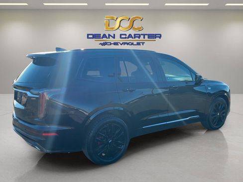 Used 2023 Cadillac XT6 Sport image 5