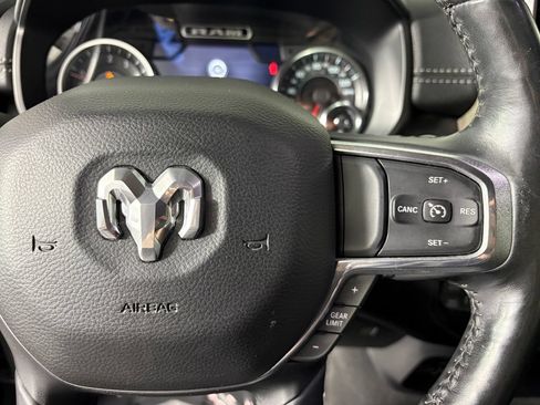 Used 2019 RAM 1500 Laramie AWD/4WD image 23
