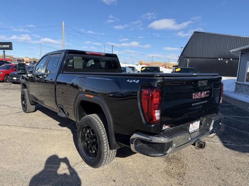 Used 2024 GMC Sierra 2500 Pro image 3