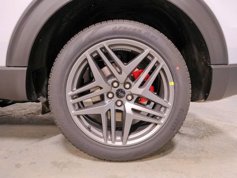 New 2026 Ford Explorer ST-Line w/ ST-Line Street Pack image 37