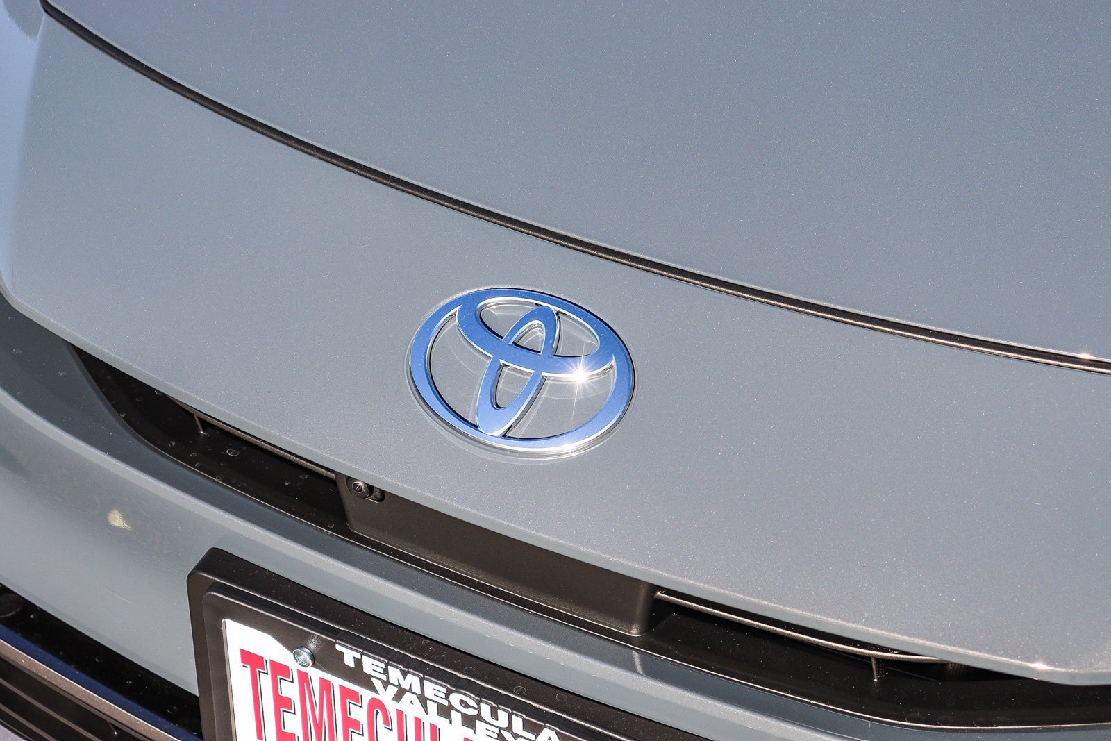 New 2027 Toyota Prius Limited w/ Limited Premium Package FWD image 13