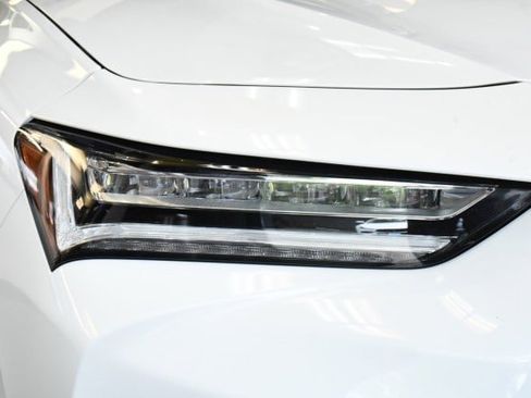 Used 2023 Acura TLX w/ Technology Package FWD image 4