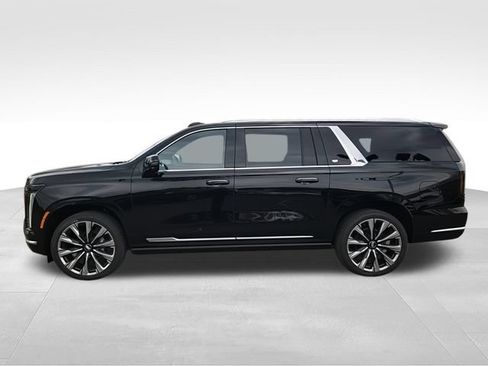 New 2026 Cadillac Escalade ESV Luxury w/ Touring Package AWD/4WD image 5