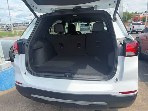 Used 2022 Chevrolet Equinox Premier FWD image 29