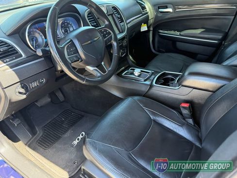 Used 2016 Chrysler 300 Limited RWD image 21