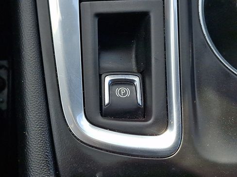 Used 2019 Chevrolet Equinox LT AWD/4WD image 25