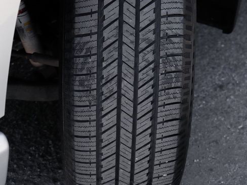 Used 2021 Chevrolet Silverado 1500 RST w/ Z71 Off-Road Package image 45