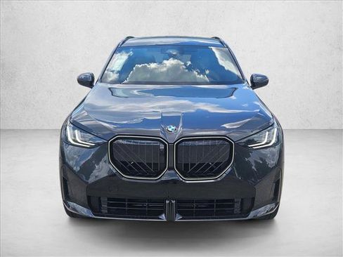 Used 2026 BMW X3 xDrive30i w/ Premium Package AWD/4WD image 2