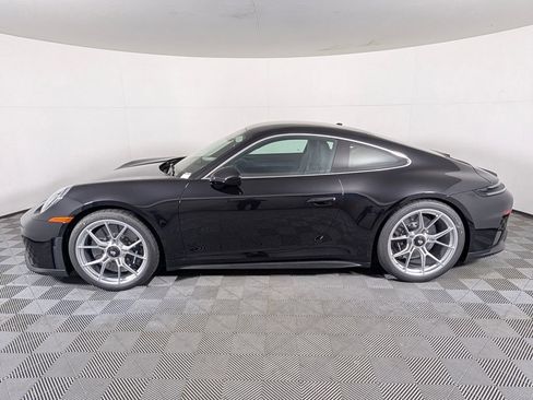 Certified 2026 Porsche 911 GT3 RWD image 2