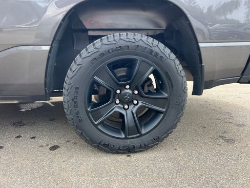 Used 2022 RAM 1500 Big Horn AWD/4WD image 9