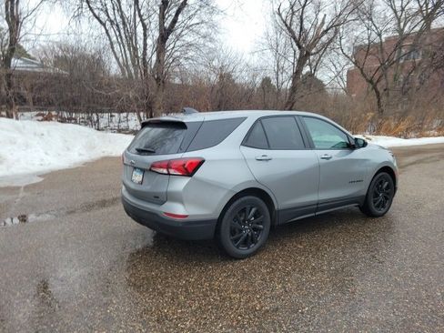 Used 2023 Chevrolet Equinox LS w/ LS Convenience Package image 8