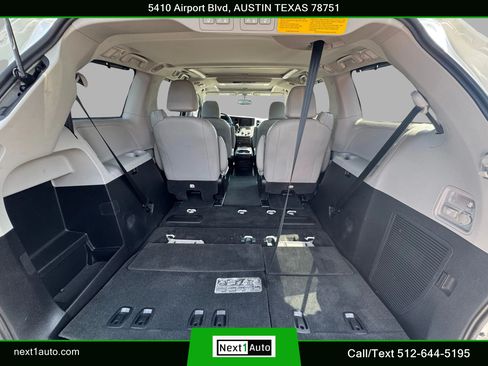Used 2016 Toyota Sienna Limited Premium FWD image 36