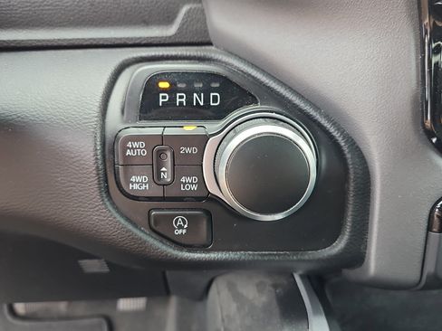 Used 2022 RAM 1500 Big Horn AWD/4WD image 30