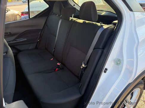 Used 2023 Nissan Kicks S w/ Interior Electronics Package image 17