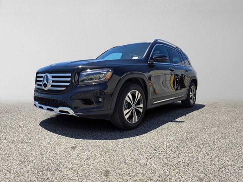 Used 2026 Mercedes-Benz GLB 250 4MATIC image 7