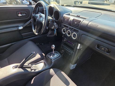 Used 2005 Toyota MR2 image 12