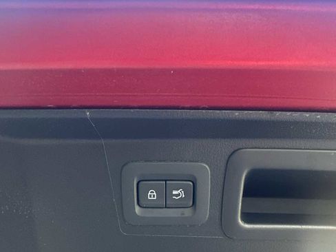 Used 2024 MAZDA CX-50 AWD 2.5 S w/ Premium Package image 9