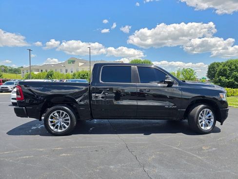Used 2023 RAM 1500 Laramie AWD/4WD image 9