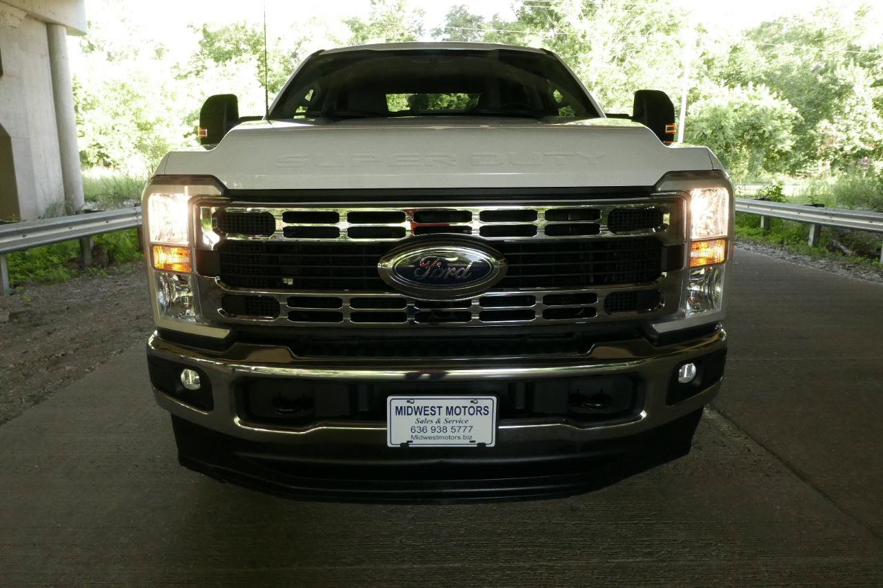 Used 2024 Ford F350 XLT AWD/4WD image 24