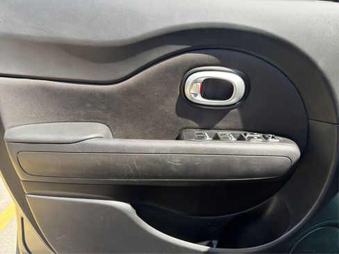 Used 2018 Kia Soul + image 19