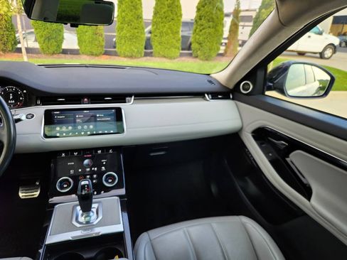 Used 2020 Land Rover Range Rover Evoque S AWD/4WD image 14