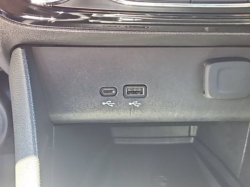 Used 2024 Buick Encore GX Sport Touring w/ Experience Buick Package AWD/4WD image 18