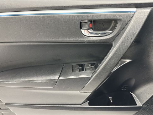 Used 2016 Toyota Corolla S FWD image 13